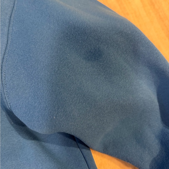 White Fox Offstage Sweater Azure - Picture 4 of 5